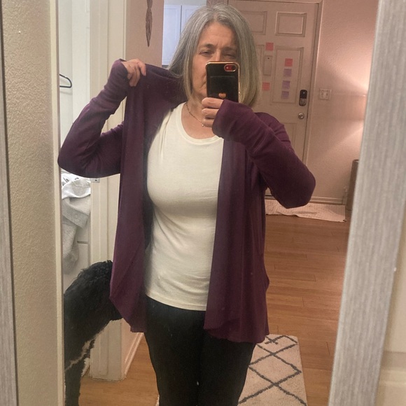 Athleta wrap in maroon size XSP - like new - worn minimally - Picture 5 of 15